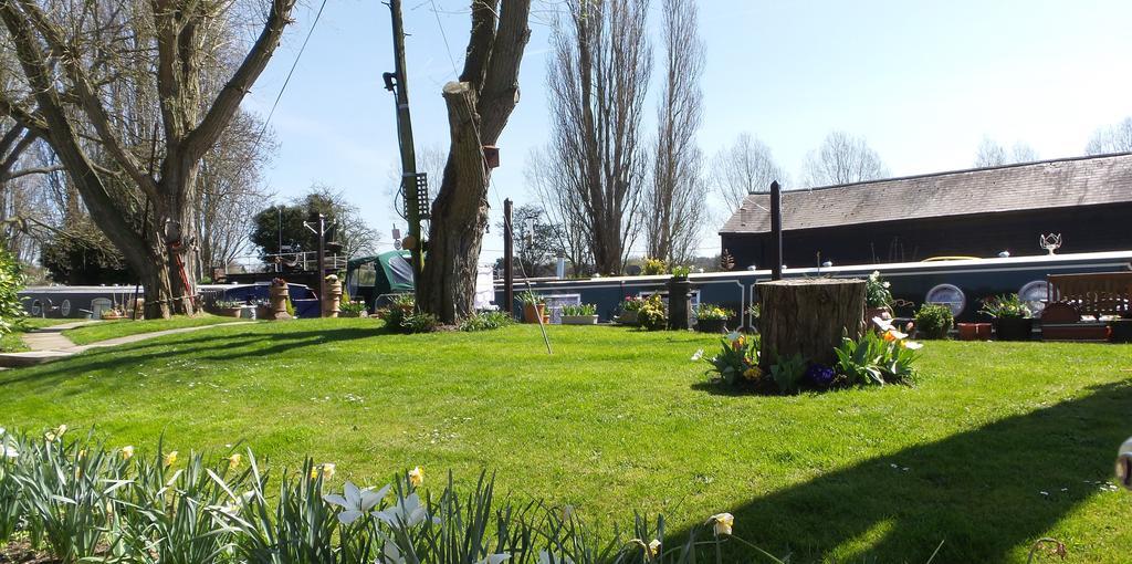 Roydon Marina Village Hotel Pokoj fotografie