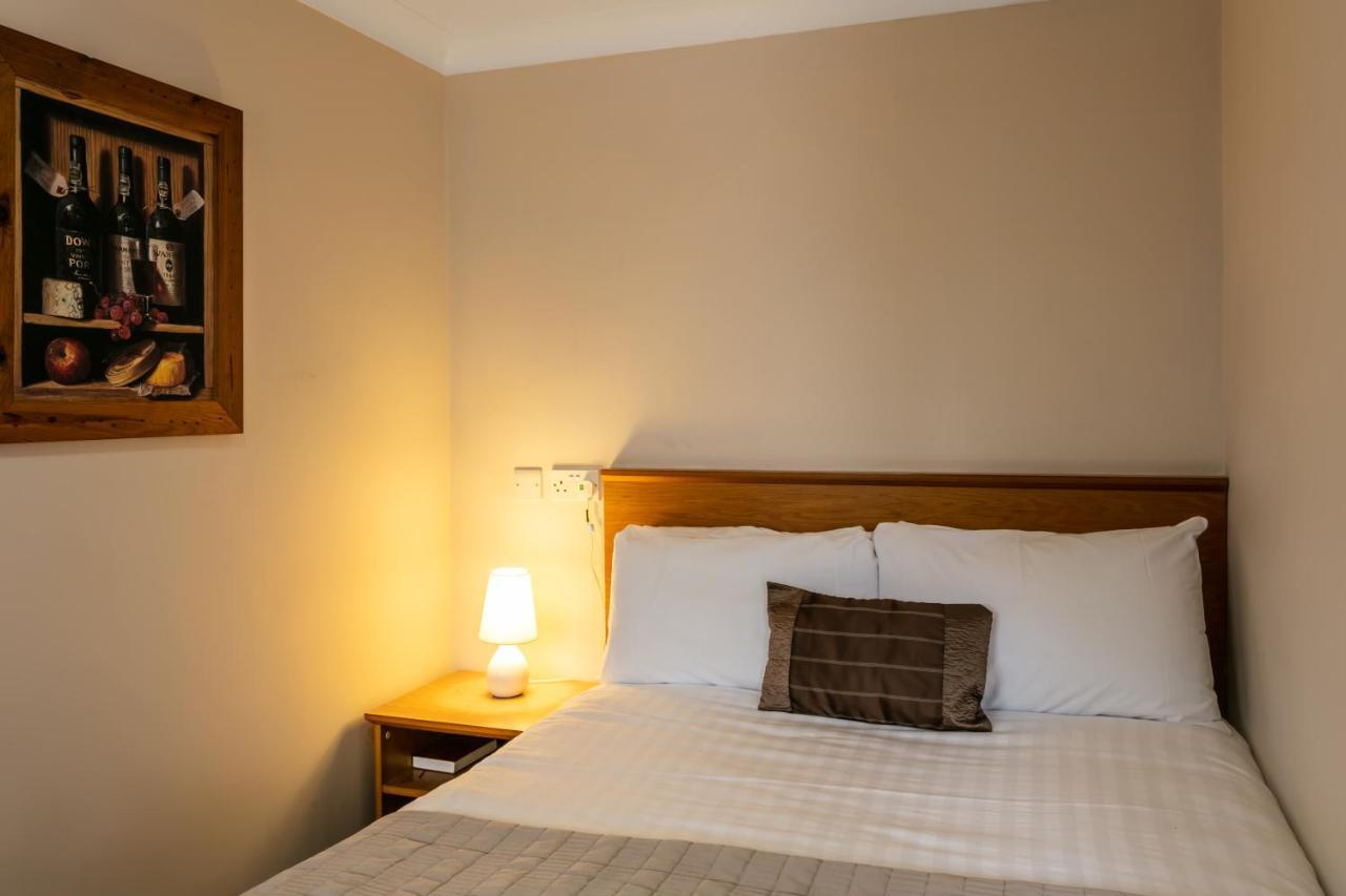 Roydon Marina Village Hotel Exteriér fotografie