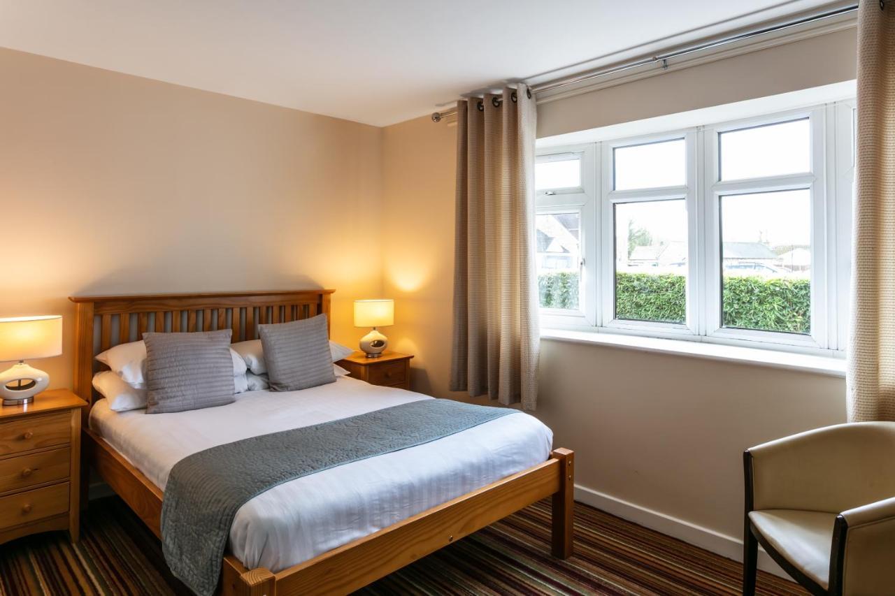 Roydon Marina Village Hotel Exteriér fotografie
