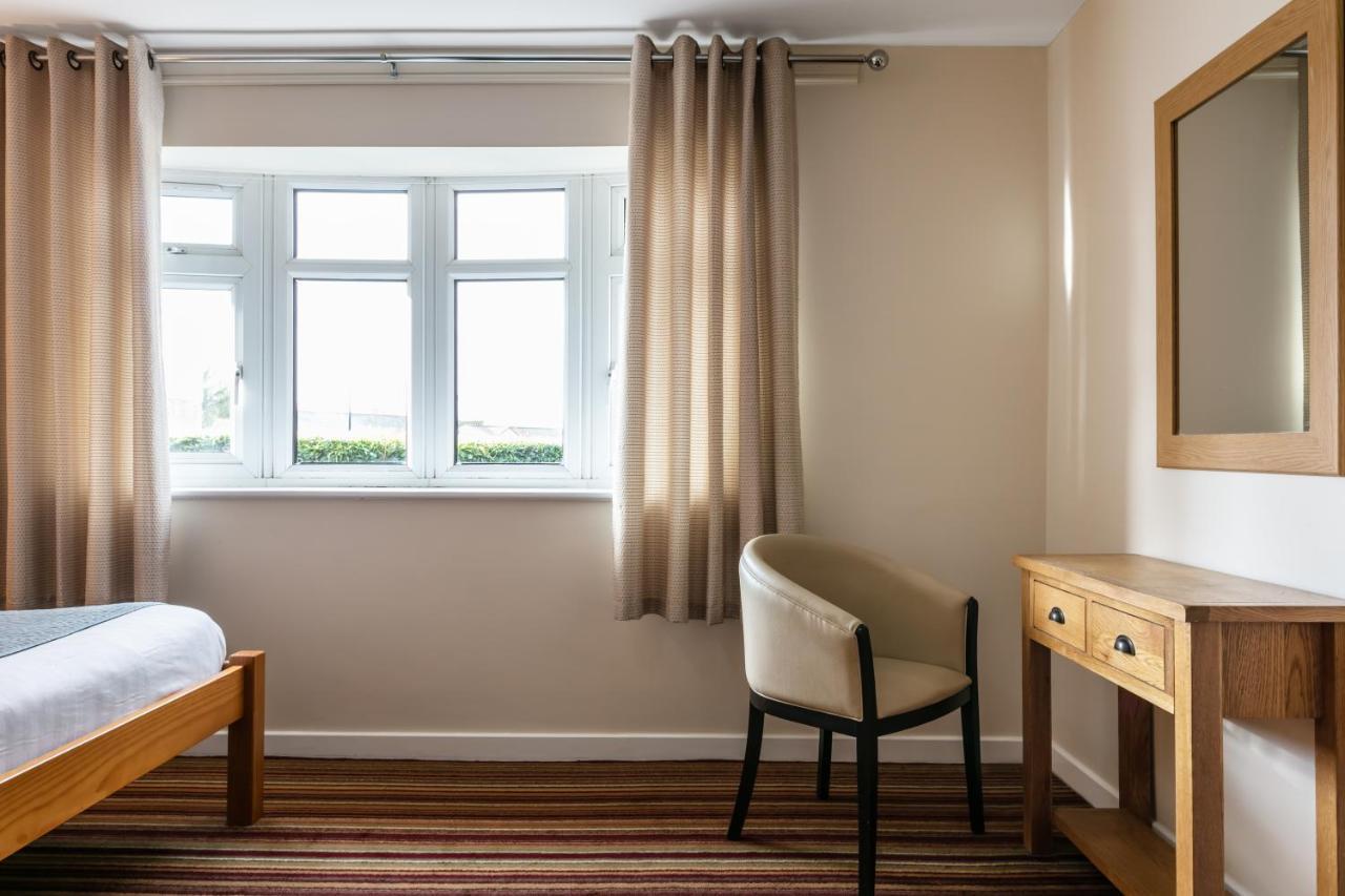 Roydon Marina Village Hotel Exteriér fotografie